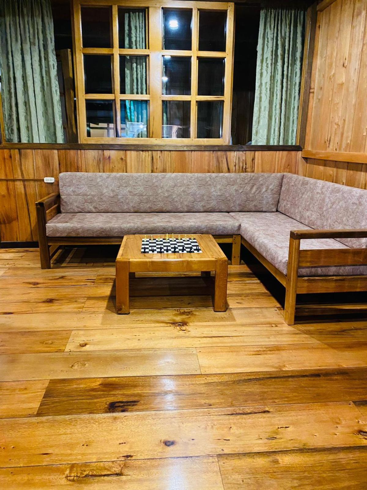 Guayabo Hostal มินโด ภายนอก รูปภาพ